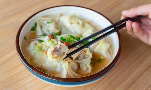 鸡汤馄饨