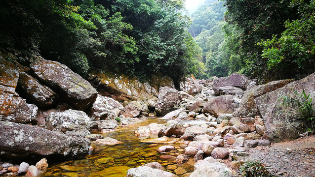 山泉水