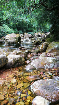 山泉水