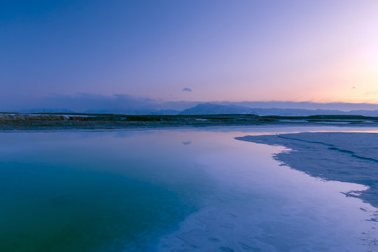 盐湖夕阳风光
