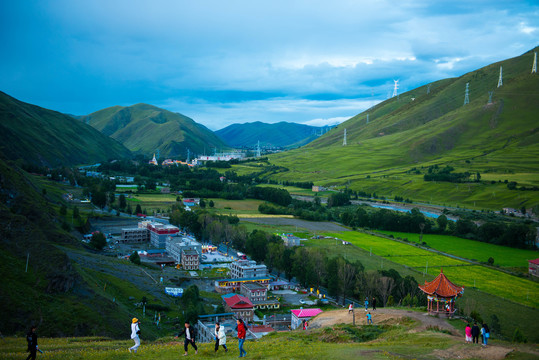 新都桥美景