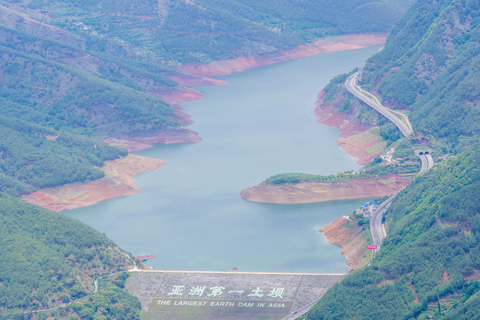 土坝风景