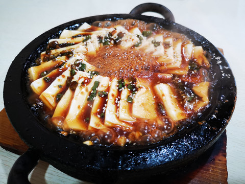 石锅豆腐