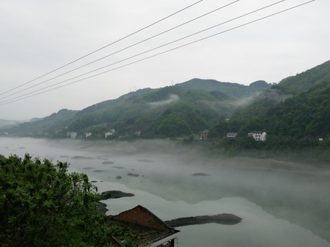 雨后汉江