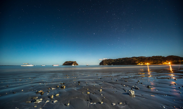 沙滩夜空