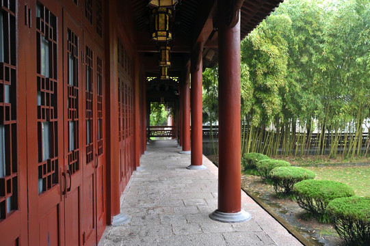 中式园林建筑长廊