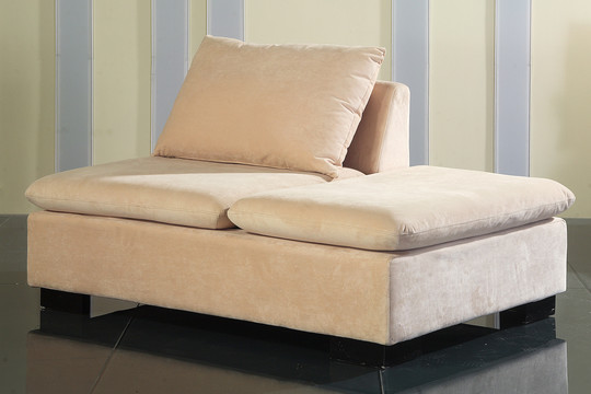现代风格米色沙发