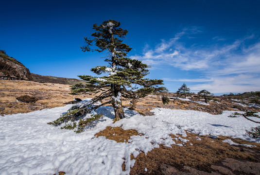 雪山