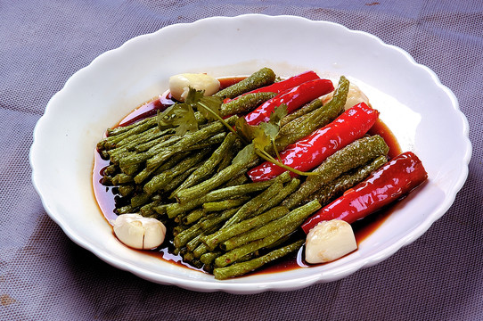 虎皮尖椒煮豆角