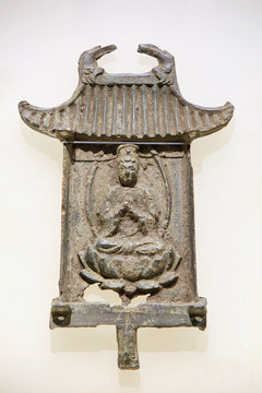 铜佛龛金代