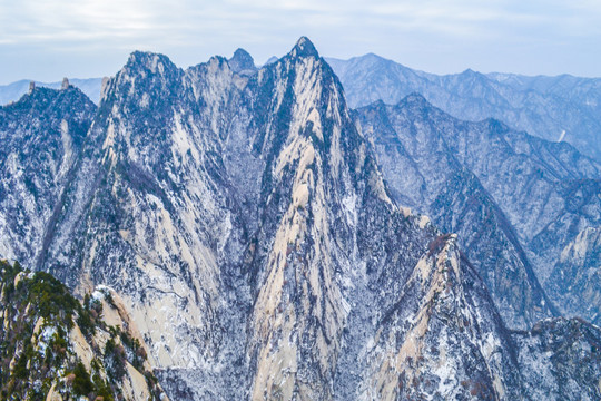 华山