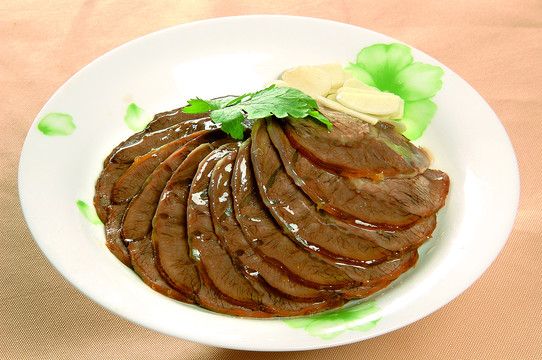 卤水牛肉