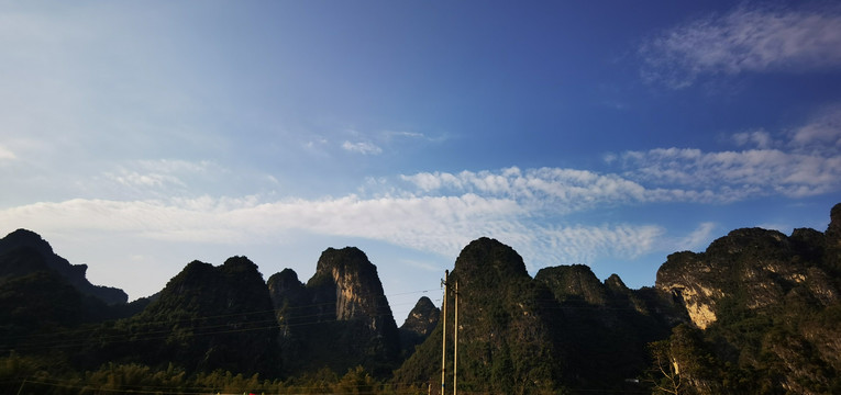 群山