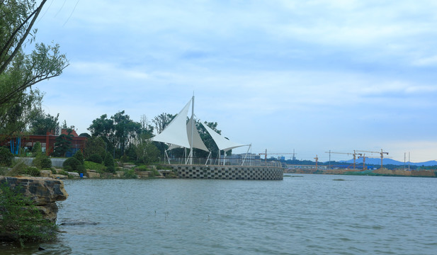 湖边风景