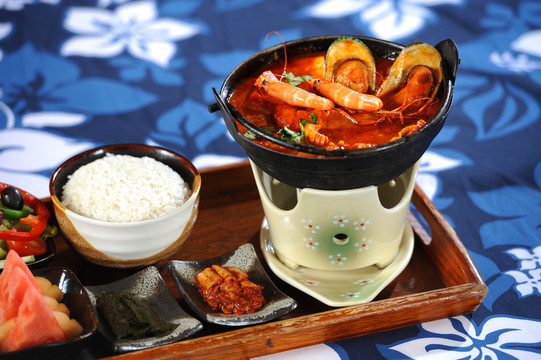 韩式海鲜小火锅
