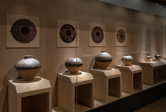 甘肃彩陶艺术展