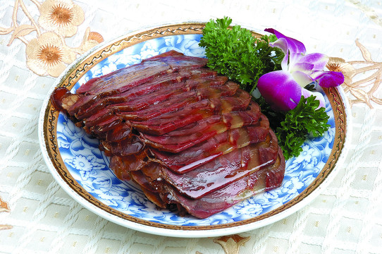 蒜泥牛肉