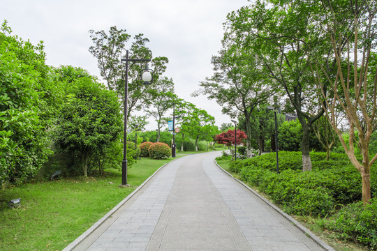 园林式休闲道路