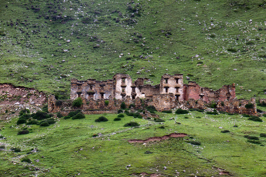 西藏山南琼果杰寺