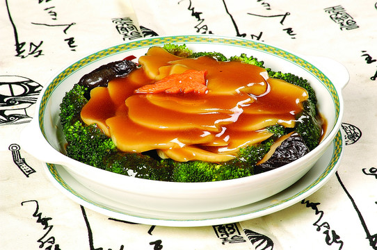 鲍汁扣素鲍鱼