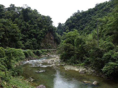 山区小溪