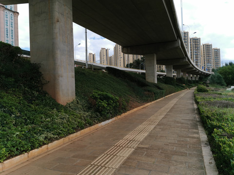 公路桥梁