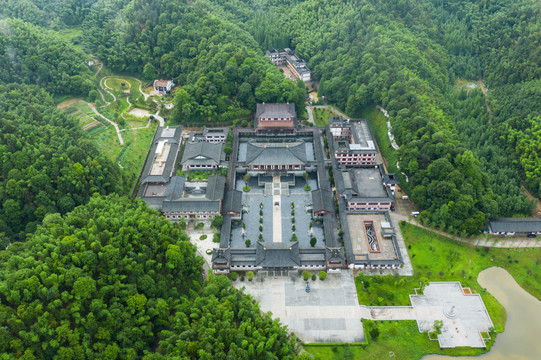 航拍宜黄曹山景区
