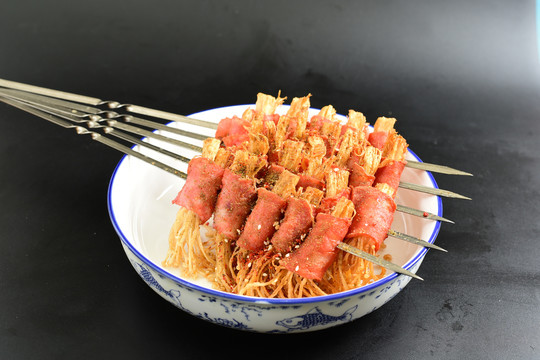 培根金针菇