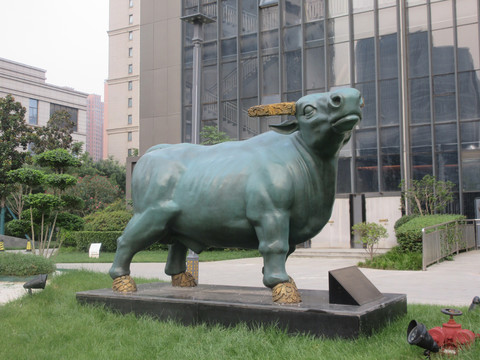雕塑牛