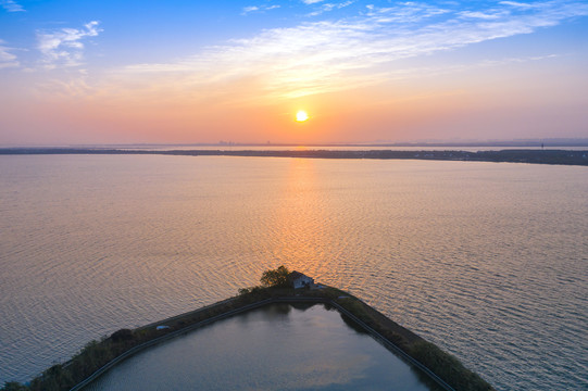 阳澄湖日出