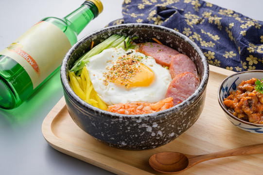 韩式砂锅饭
