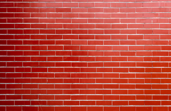 红色瓷砖墙壁