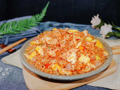 鸡丁蛋炒饭