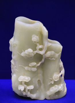 青玉松竹梅花插清代玉器