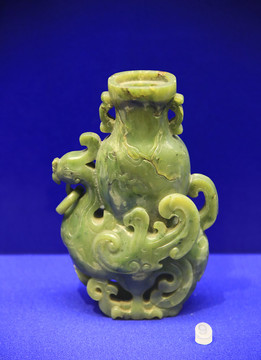 碧玉天鸡尊清代玉器