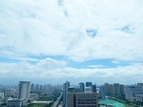 雨后蓝天