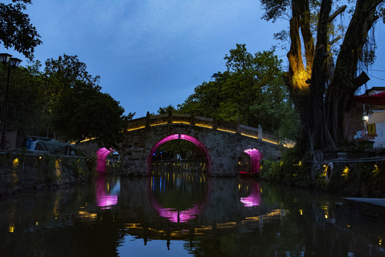 水乡夜景