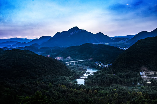 白腊山风光