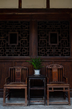 四川阆中古城中式桌椅