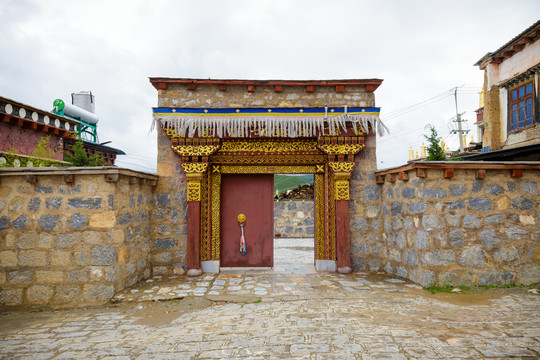 松赞林寺