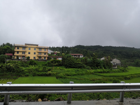 路上风景