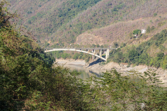 新惠通桥