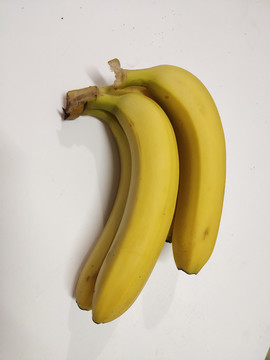 香蕉相依相伴