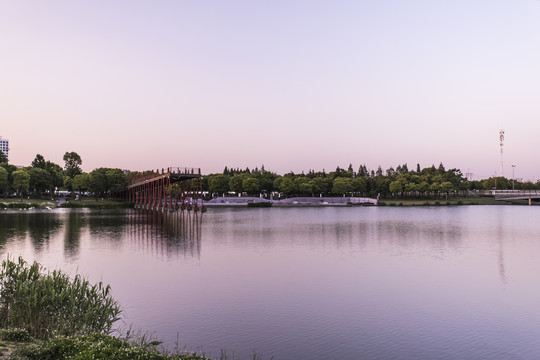 远香湖