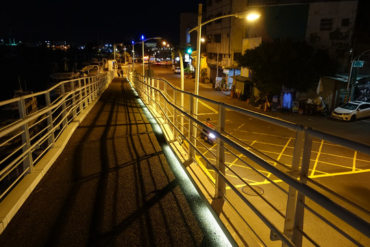 台湾天桥夜景