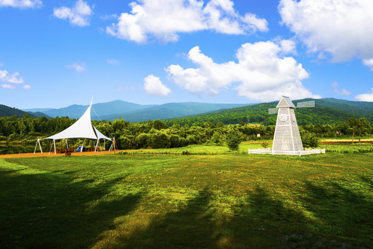 远山蓝天风景