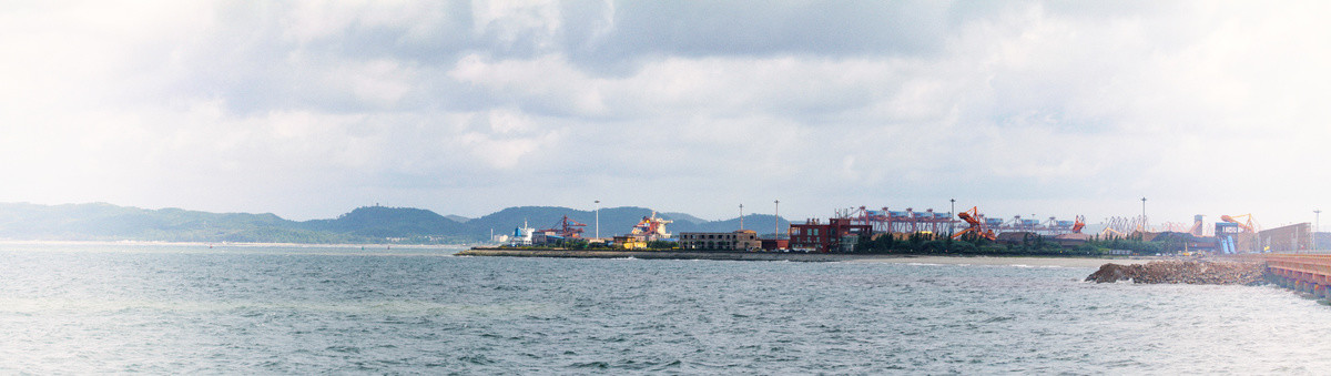 建设中的港口码头