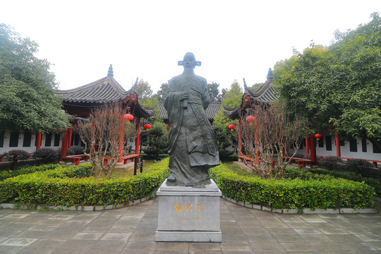 湖北荆州张居正故居塑像