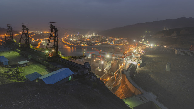 四川宜宾金沙江向家坝水电站夜景