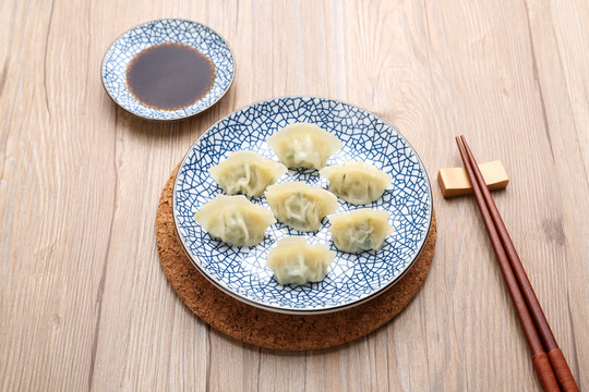 迷你鲜菜猪肉饺